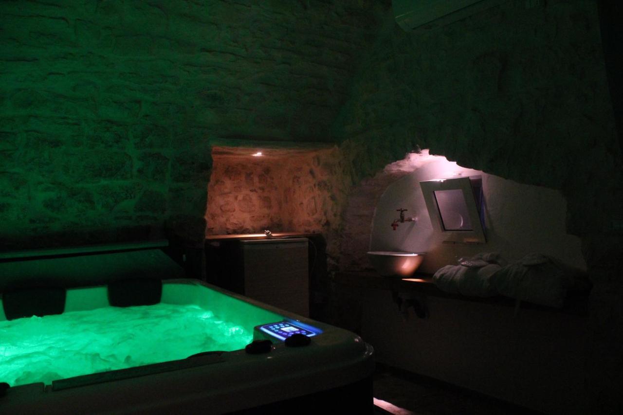 Albergo Diffuso Dimora Rossi B&B Turi Luaran gambar