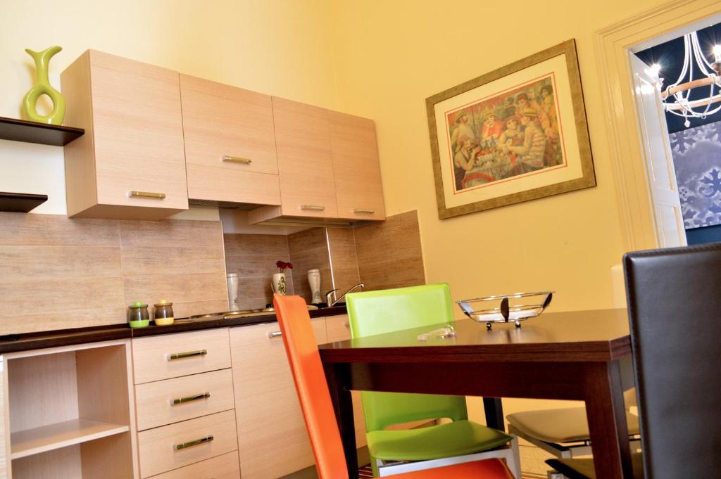 Albergo Diffuso Dimora Rossi B&B Turi Bilik gambar